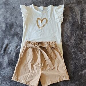 SHEIN Girl's Heart Print Ruffle Sleeve Top and Paper Bag Shorts Set Size 7Y